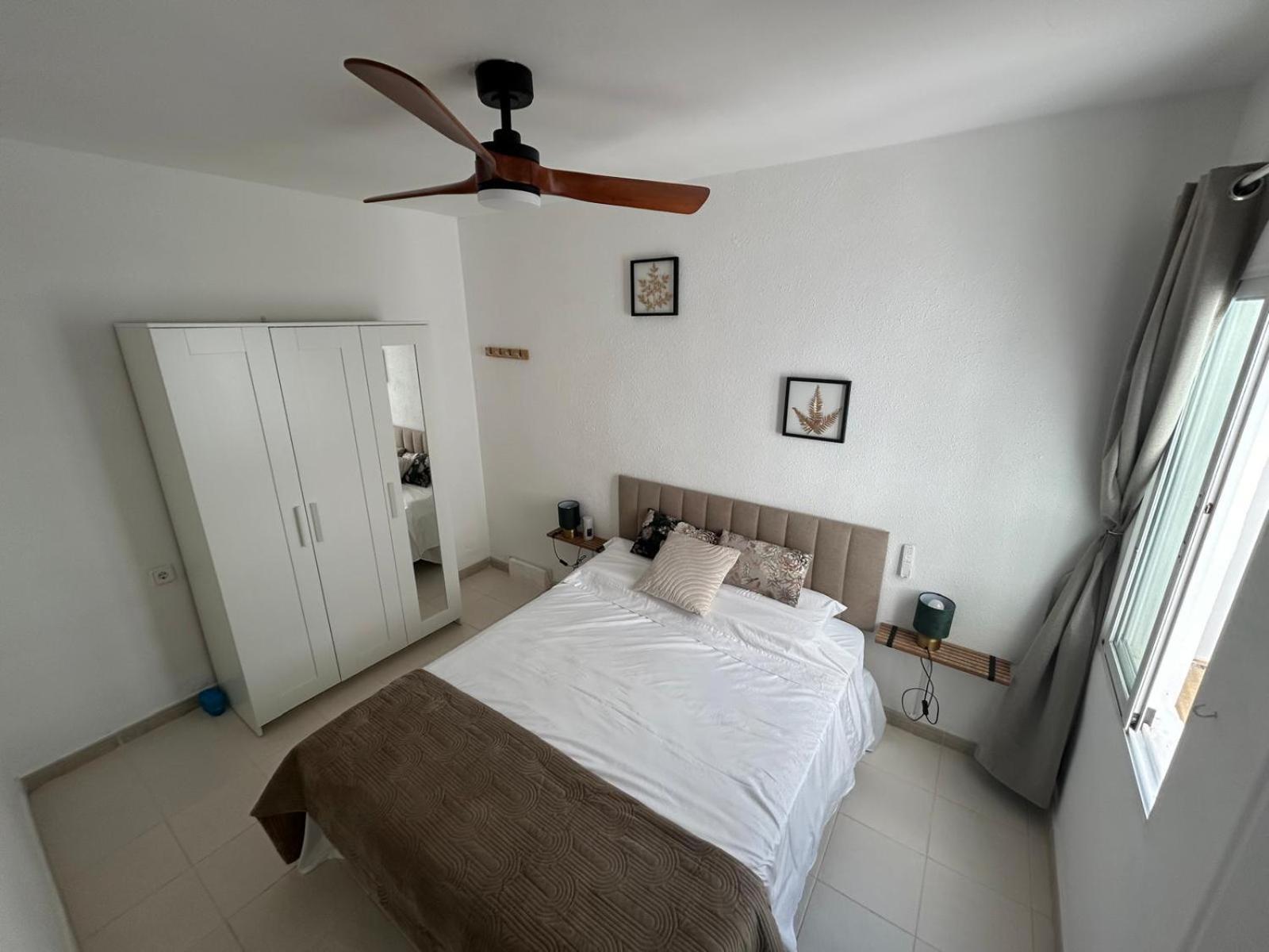 Apartment Sofia Holiday-150 M From Arenal *